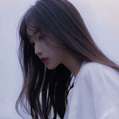 情侣如何保持聊天新鲜感?